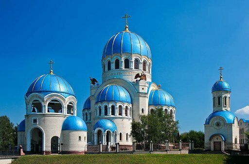 Храм Троицы в Орехово-Борисове Храм Троицы в Орехово-Борисове